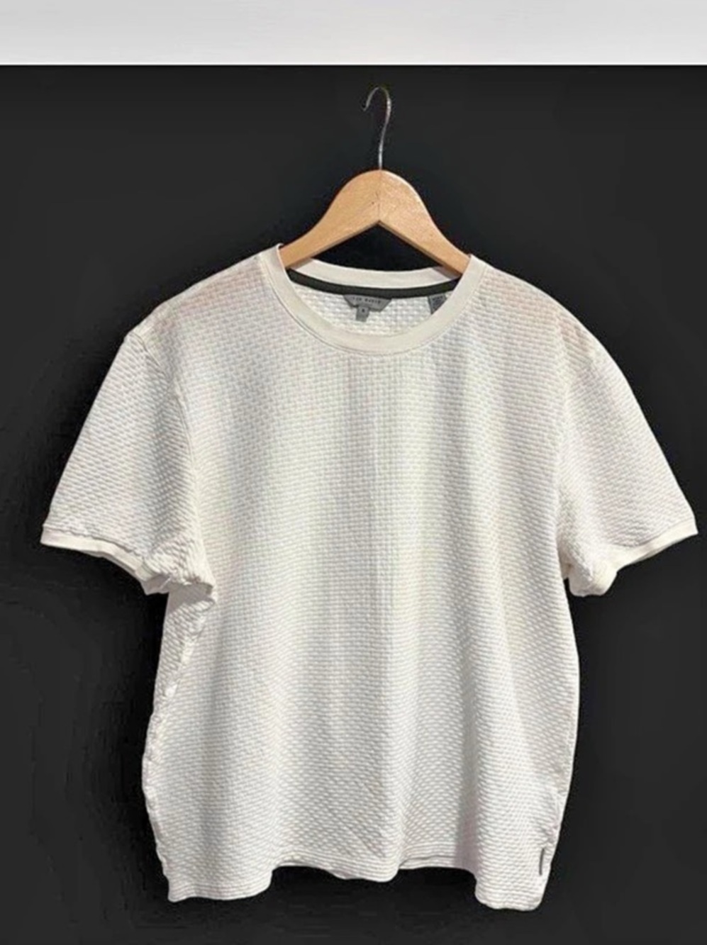 Ted Baker Textured Short Sleeve Top in White Size Small Like New